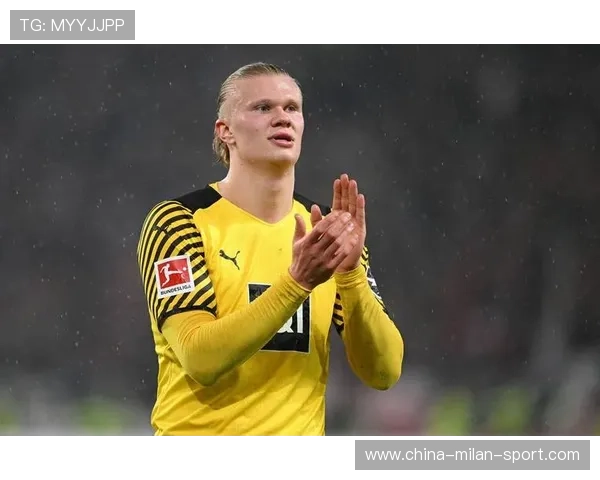 哈兰德被误传转会价码，媒体忙改稿