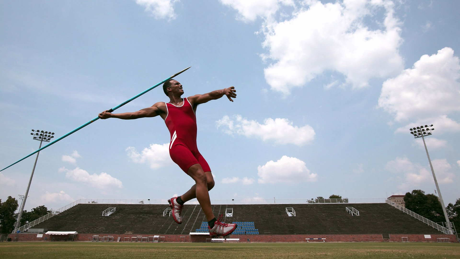 “费尔南多·比亚尔巴的领导力与球技,成就阿根廷美洲狮队未来”